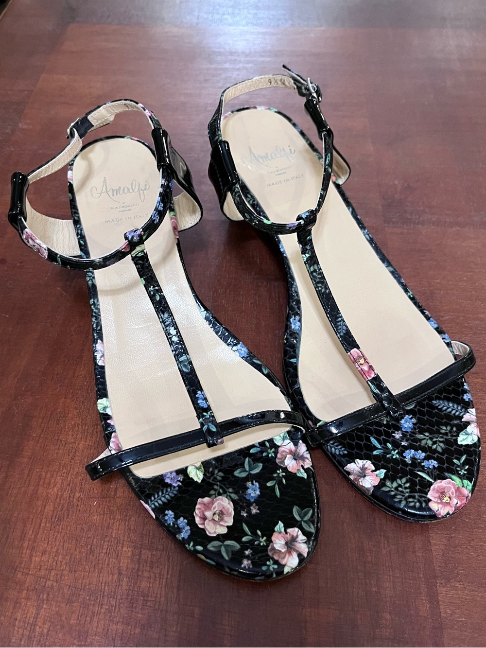 AMALFI by Rangoni Firenze Wedge Sandals Black Floral Pattern Made in Italy
